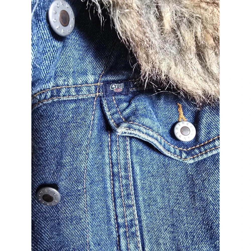Cruel Girl Vest Womens Medium Blue Denim Faux Fur Collar Trim Button Front - Picture 4 of 7